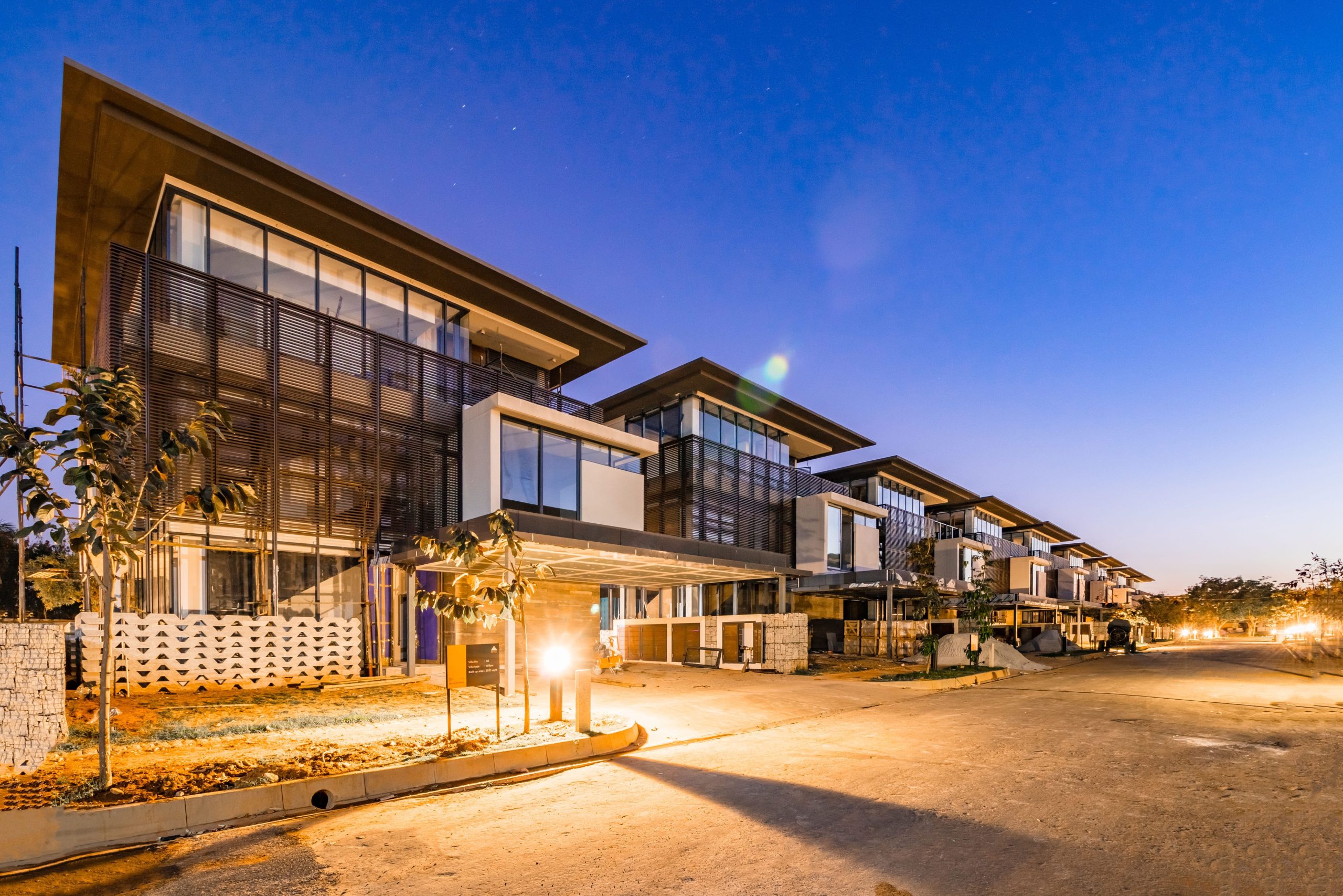 Glass Wall Systems' completed Project - Embassy Boulevard 1