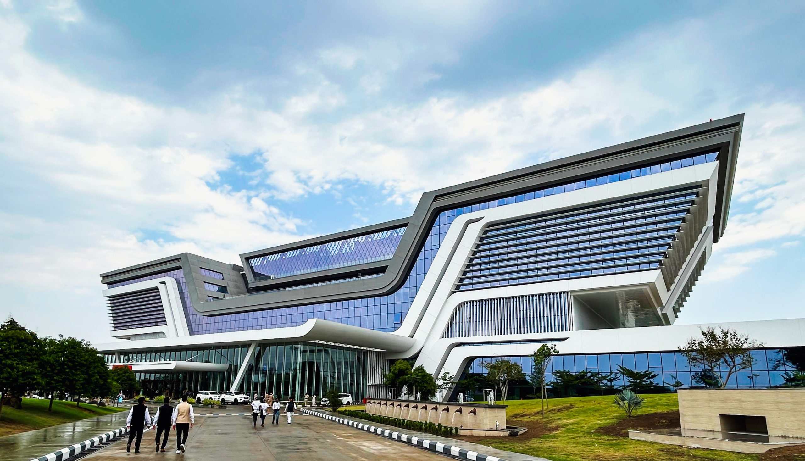 Glass Wall Systems' completed Project - The Atmosphere Building