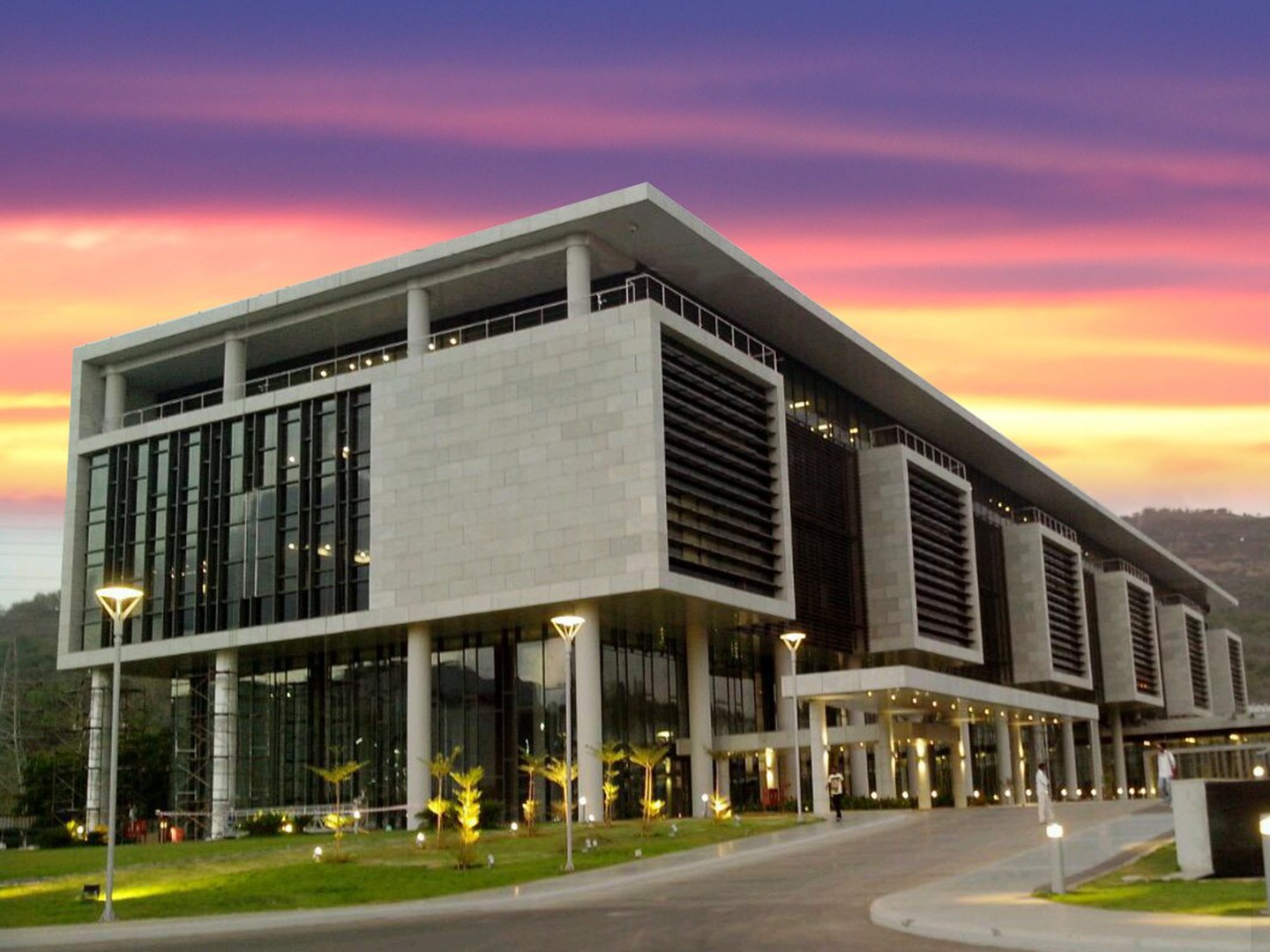 Glass Wall Systems' completed Project - The Atmosphere Building